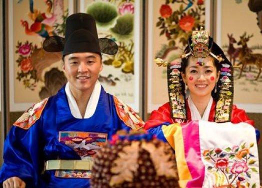 Dünyadaki ilginç düğün gelenekleri