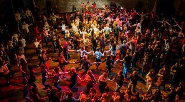 Dünyadaki ilginç düğün gelenekleri