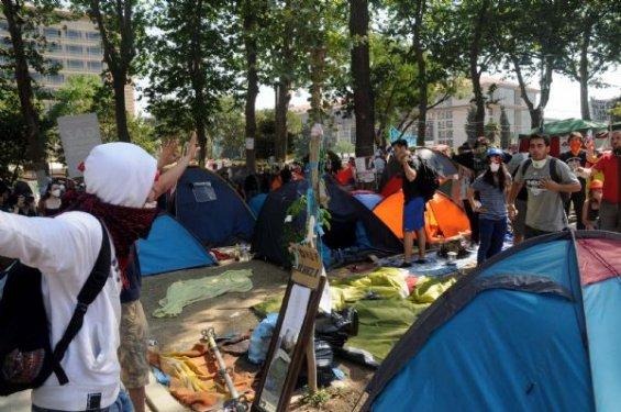 Polis Taksim'e girdi 
