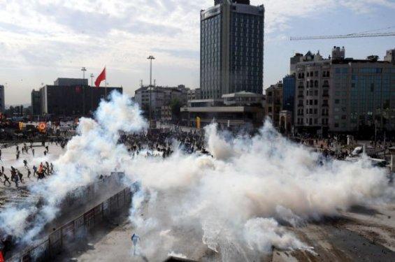 Polis Taksim'e girdi 