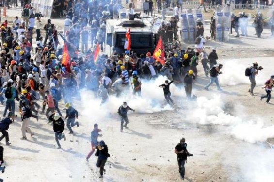 Polis Taksim'e girdi 