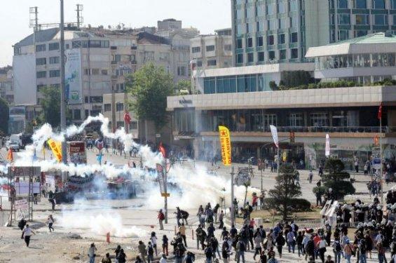 Polis Taksim'e girdi 