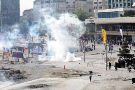 Polis Taksim'e girdi 