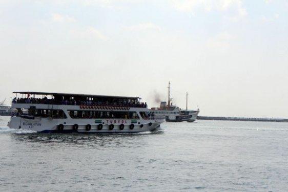 AK Partililer ile eylemcilerin slogan yarışı  - Resim 17