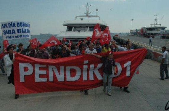AK Partililer ile eylemcilerin slogan yarışı  - Resim 2
