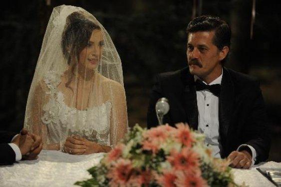 Öyle Bir Geçer Zaman Ki'den muhteşem veda