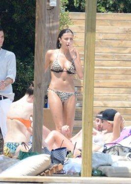 Özge Ulusoy Bodrum'da