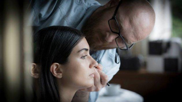 Tuba Büyüküstün Elle Arabia dergisi çekimleri