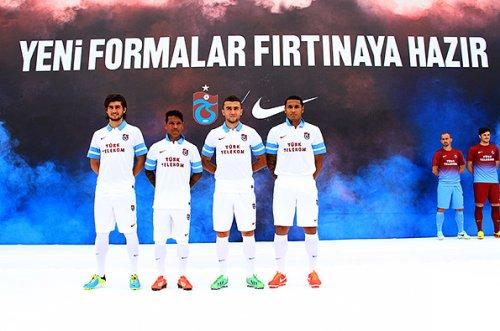 Trabzonspor'un yeni sezon formaları