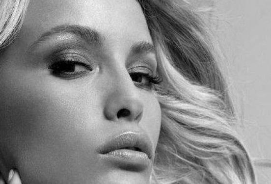 Hangi ünlü nerede oturuyor