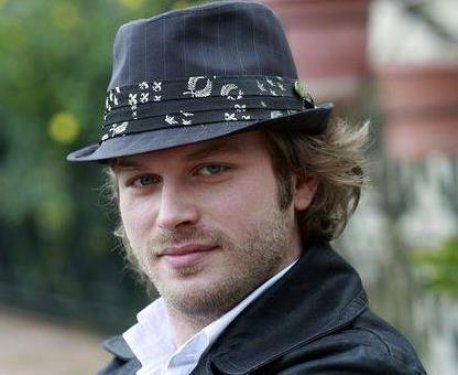 Hangi ünlü nerede oturuyor