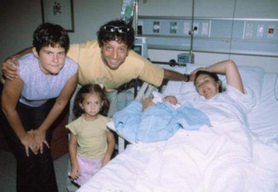 Ünlü bebeklerin ilk pozları