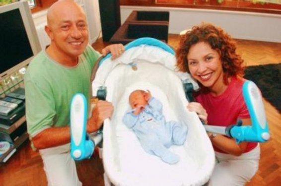 Ünlü bebeklerin ilk pozları