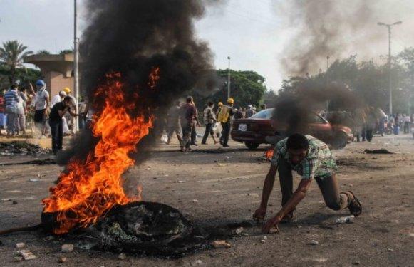 Mısır'da katliam büyüyor: 200 ölü