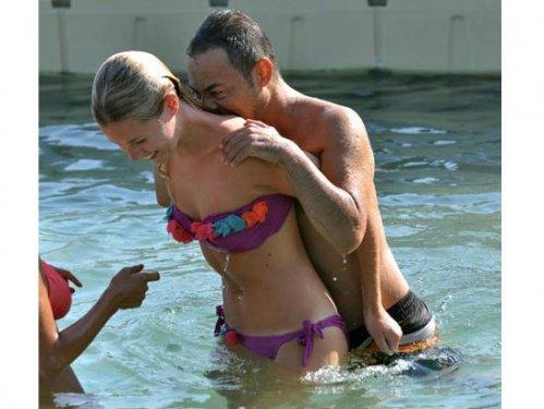 Serdar Ortaç Chloe'nin sırtına çıkmaya çalıştı