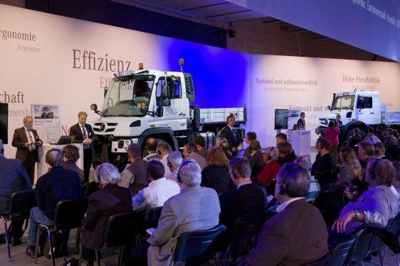 2014 Mercedes Unimog ve Econic ailesi tanıtıldı