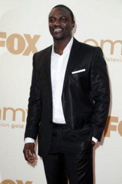 Sonradan müslüman olan şarkıcılar