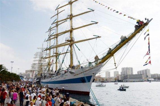 Yelkenler yarıştı