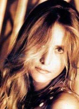 Ünlüler bekaretlerini kaç yaşında kaybetti