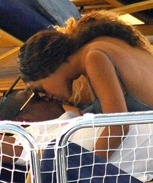 Ünlüler bekaretlerini kaç yaşında kaybetti