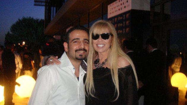 Medyum Mustafa Kılıç ünlülere sarıldı vatandaşı dolandırdı