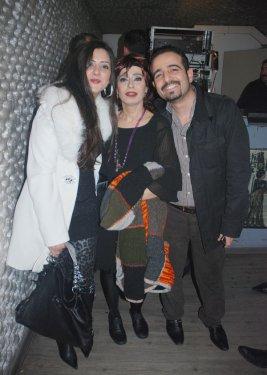 Medyum Mustafa Kılıç ünlülere sarıldı vatandaşı dolandırdı