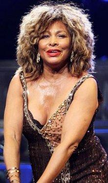 Ünlüler bekaretlerini kaç yaşında kaybetti