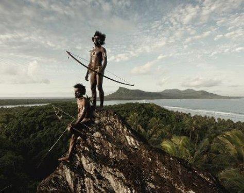 Medeniyetten uzak kalmayı başaranlar