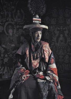 Medeniyetten uzak kalmayı başaranlar