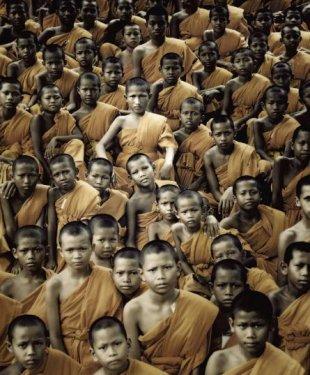 Medeniyetten uzak kalmayı başaranlar