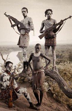 Medeniyetten uzak kalmayı başaranlar