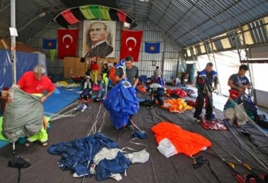 24 kişilik rekor atlayış