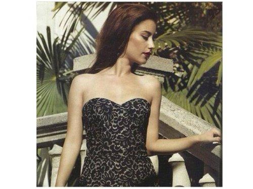 Hazal Kaya'dan olay fotoğraflar