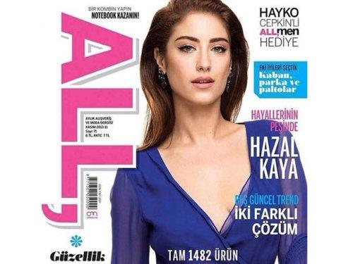 Hazal Kaya'dan olay fotoğraflar