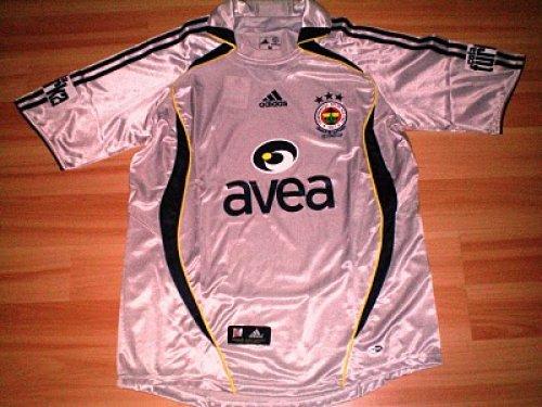 Eski Fenerbahçe formalarını hatırlayalım