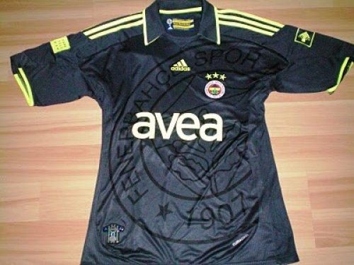 Eski Fenerbahçe formalarını hatırlayalım