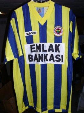 Eski Fenerbahçe formalarını hatırlayalım