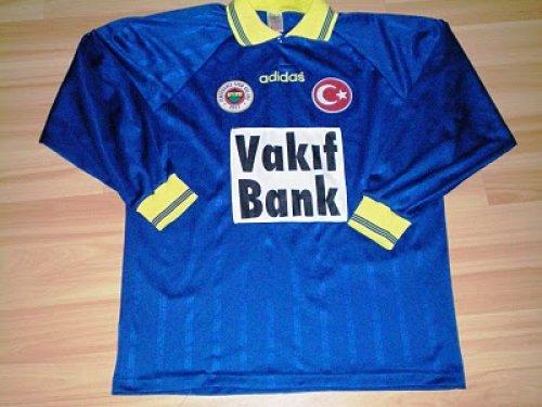 Eski Fenerbahçe formalarını hatırlayalım