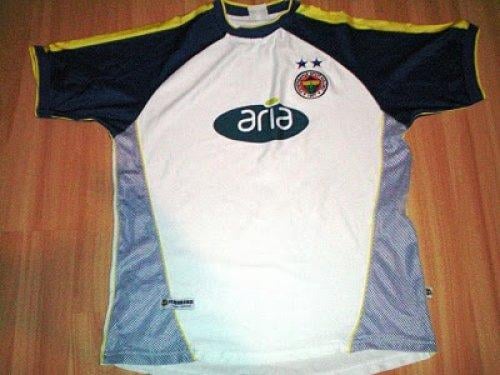 Eski Fenerbahçe formalarını hatırlayalım