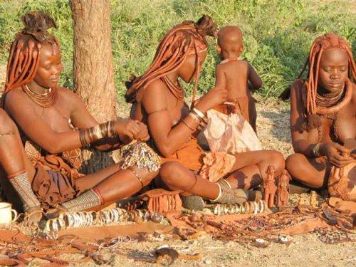 Kırmızı kadınlar kabilesi; Himbalar