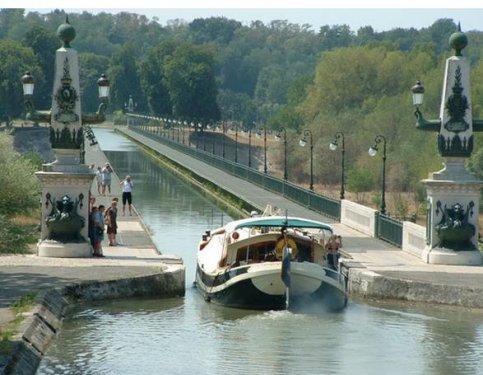 Dünya'nın muhteşem  11 su kemeri