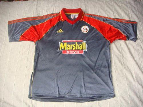 Unutulmaz Galatasaray Formaları