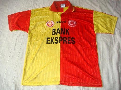 Unutulmaz Galatasaray Formaları