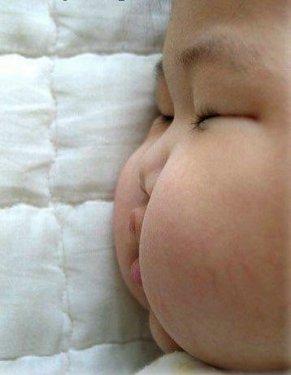 Sosyal Medya'da paylaşılan en komik bebek resimleri