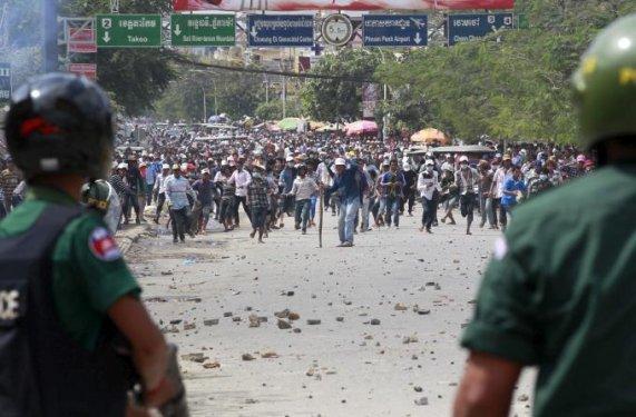 Filipinler'den yardım çığlıkları yükseliyor