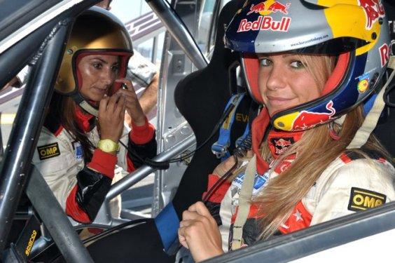 Ünlü Rallici tesettüre girdi