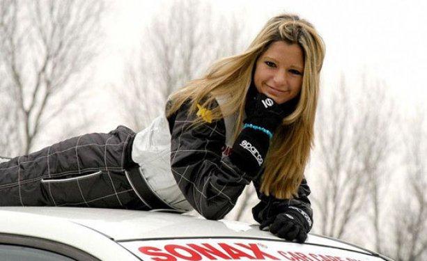 Ünlü Rallici tesettüre girdi