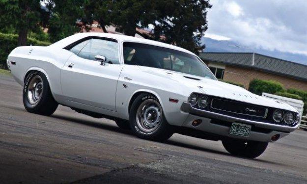 Filmlerde Efsane Olmuş Otomobiller