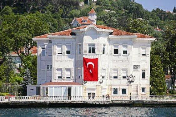 Boğazın sırlarını onlar saklıyor