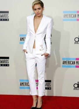 Kilo vererek değişen ünlüler